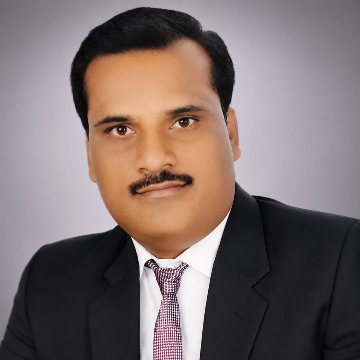 Mr. Dhiraj Bherde, Founder & Chief Insurance Advisor